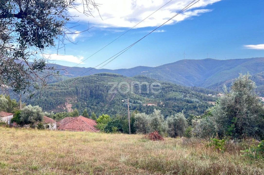 Moradia T4 para Venda em Folques Foto 22