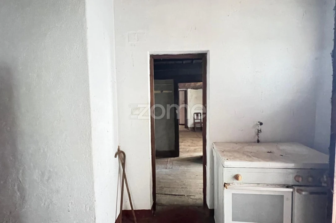 Moradia T4 para Venda em Folques Foto 10