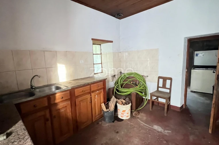 Moradia T4 para Venda em Folques Foto 13