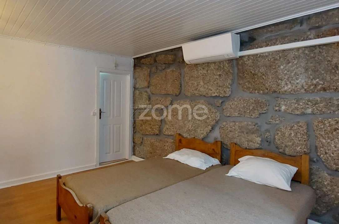 Moradia T4 para Venda em Sabugueiro Foto 17