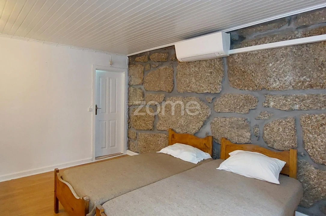 Moradia T4 para Venda em Sabugueiro Foto 18