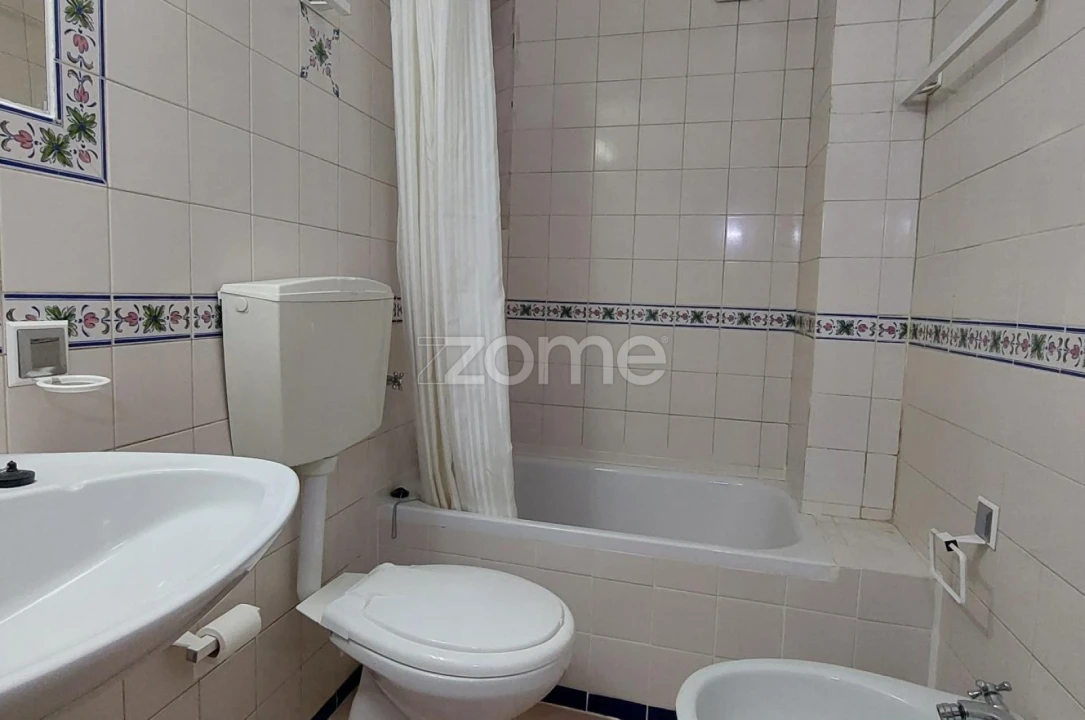 Moradia T4 para Venda em Sabugueiro Foto 26