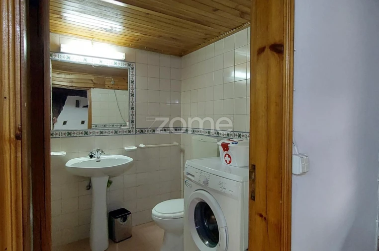 Moradia T4 para Venda em Sabugueiro Foto 9