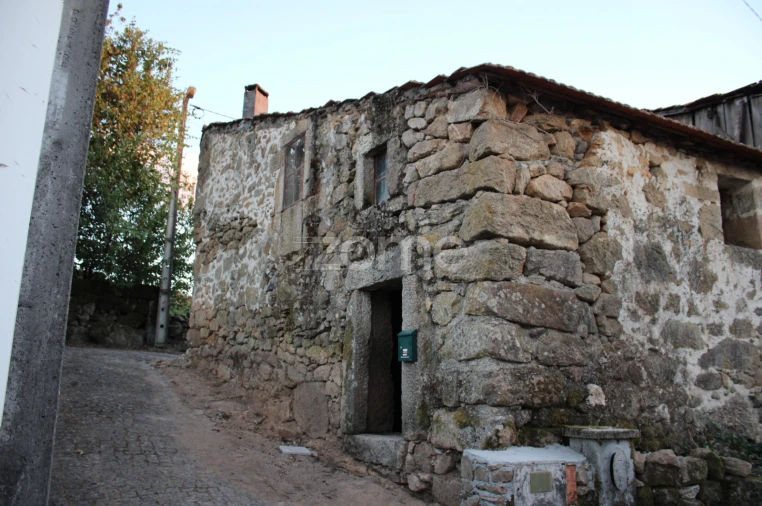 Moradia T4 para Venda em Castelo de Penalva Foto 39