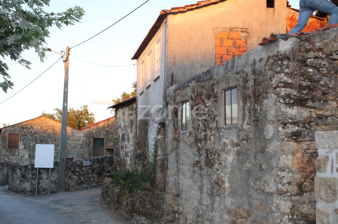 Moradia T4 para Venda em Castelo de Penalva Foto 6
