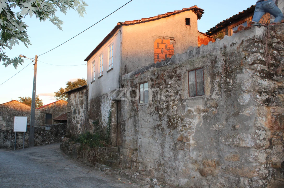 Moradia T4 para Venda em Castelo de Penalva Foto 9