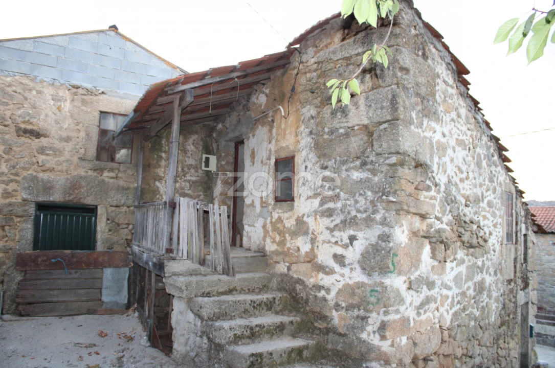 Moradia T4 para Venda em Castelo de Penalva Foto 3