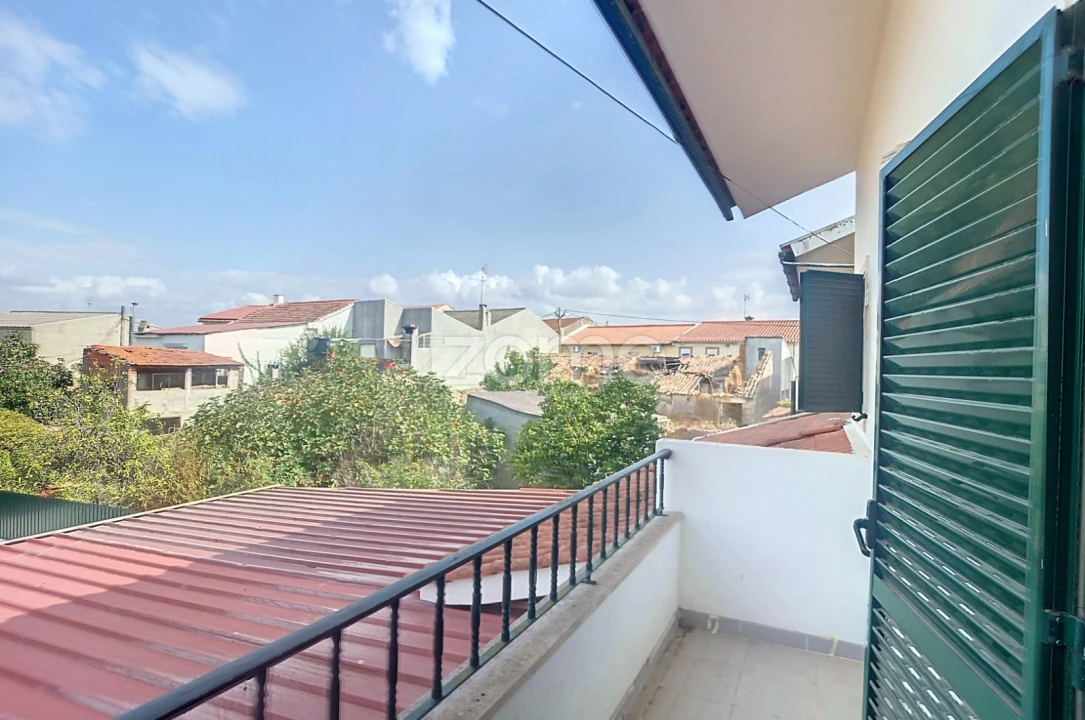 Moradia T9 para Venda em Taveiro, Ameal e Arzila Foto 1