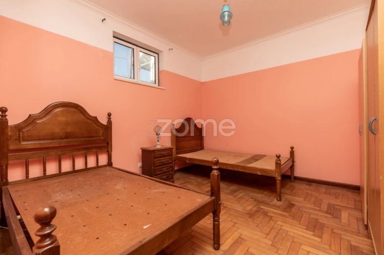 Moradia T9 para Venda em Taveiro, Ameal e Arzila Foto 36