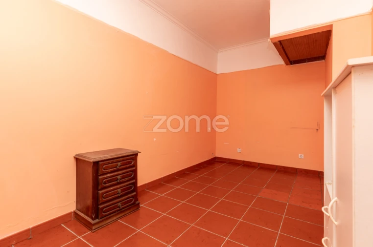 Moradia T9 para Venda em Taveiro, Ameal e Arzila Foto 24