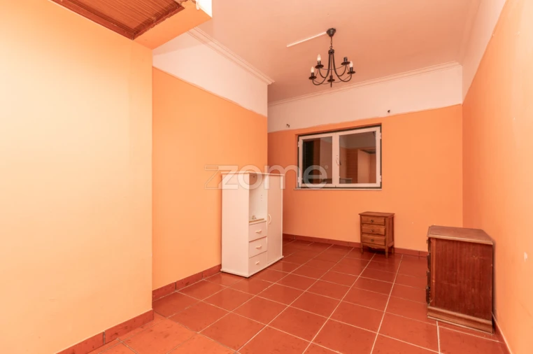 Moradia T9 para Venda em Taveiro, Ameal e Arzila Foto 25