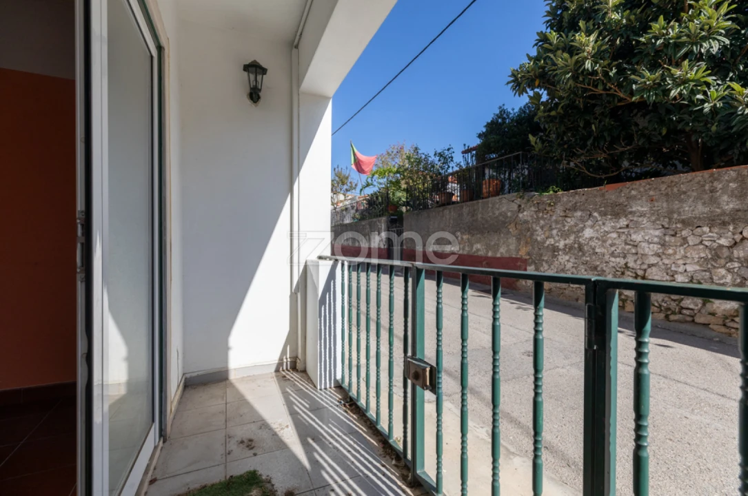 Moradia T9 para Venda em Taveiro, Ameal e Arzila Foto 11