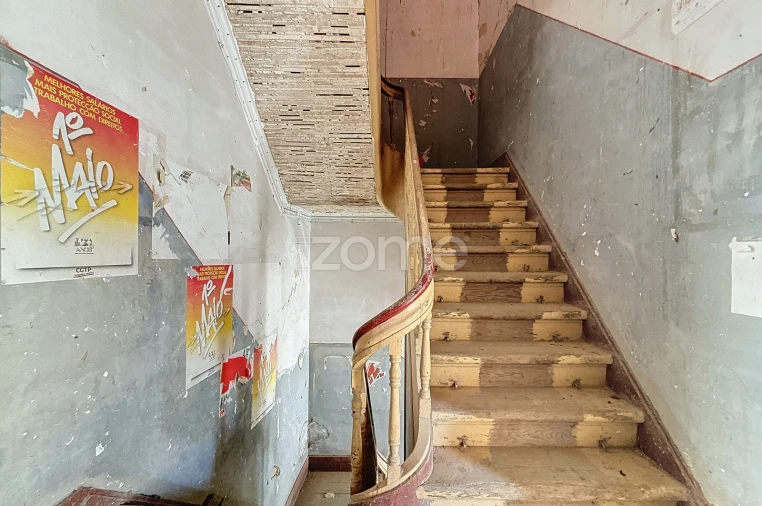 Prédio para Venda em Buarcos Foto 13