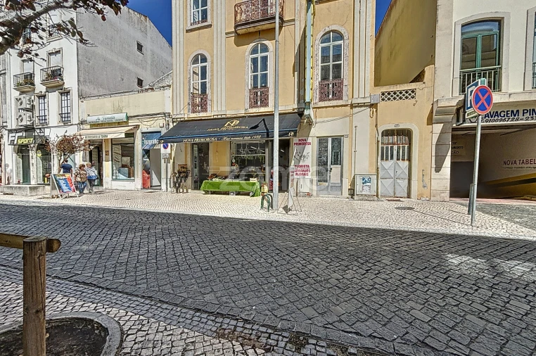 Prédio para Venda em Buarcos Foto 37