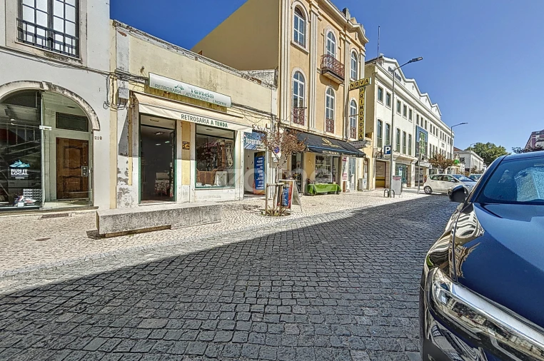 Prédio para Venda em Buarcos Foto 38