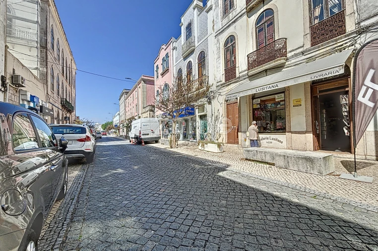 Prédio para Venda em Buarcos Foto 39