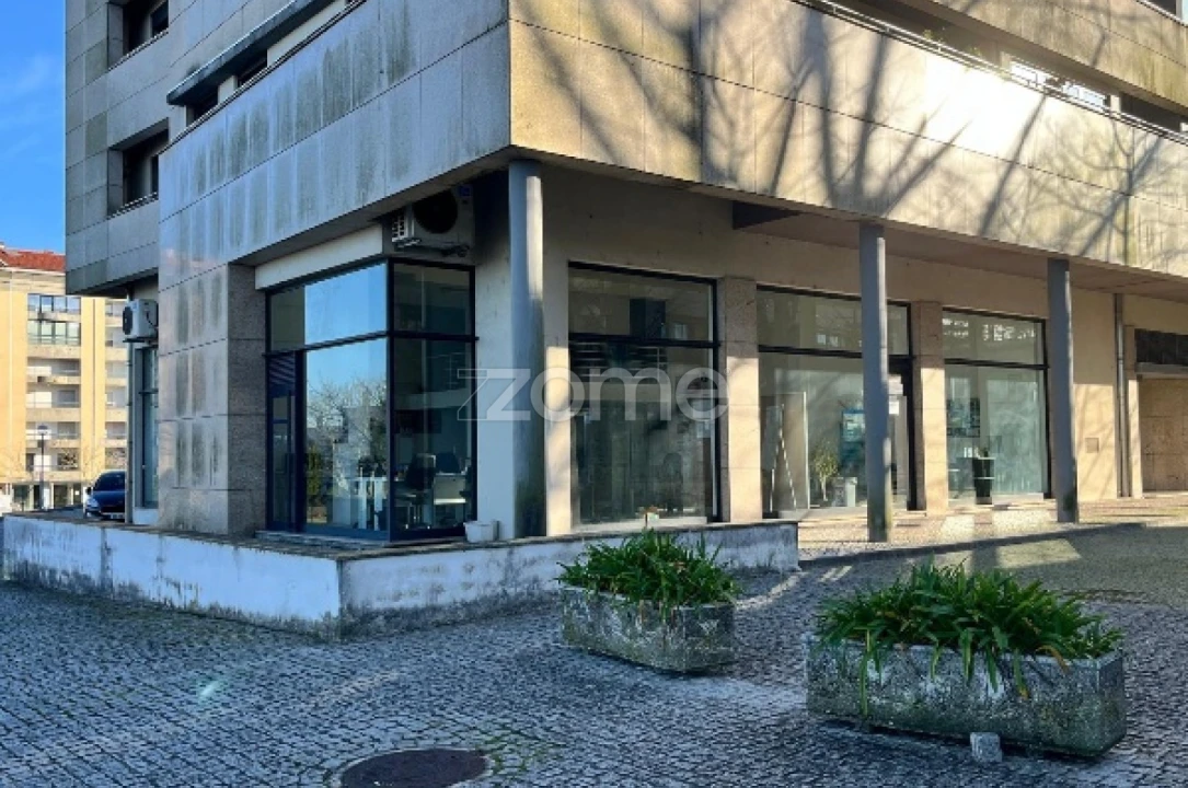 Negócio para Venda em Repeses e São Salvador Foto 6