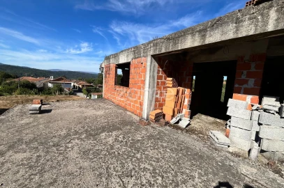 Moradia T3 para Venda em Ribafeita