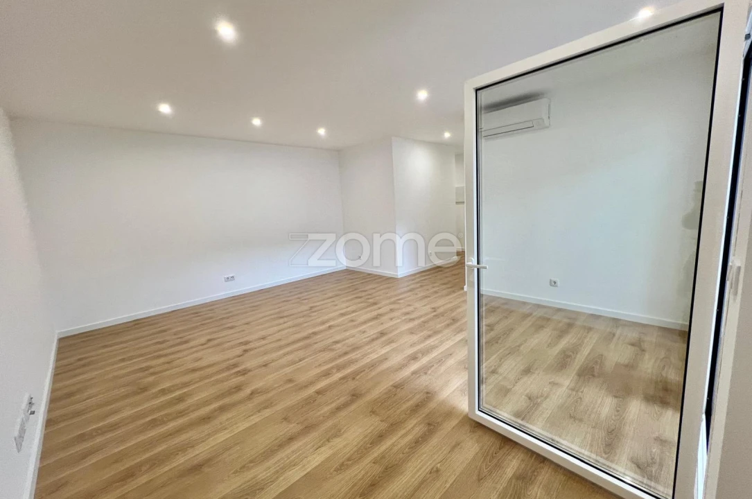 Apartamento T3 para Venda em Eiras e São Paulo de Frades Foto 4