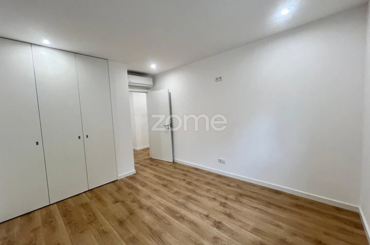 Apartamento T3 para Venda em Eiras e São Paulo de Frades Foto 11