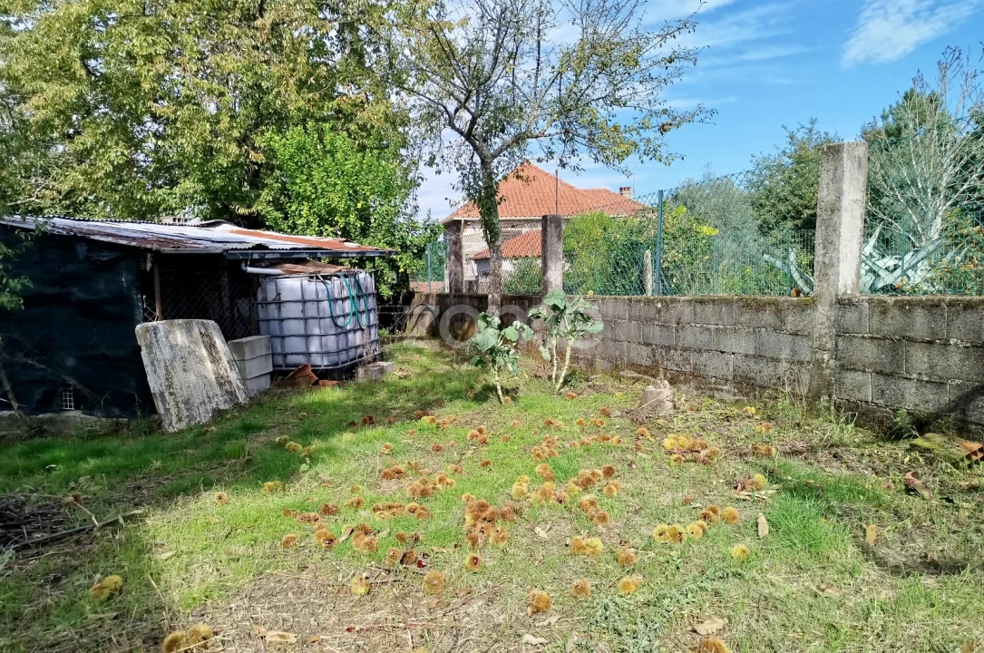 Moradia T3 para Venda em Vilar de Besteiros e Mosteiro de Fráguas Foto 47