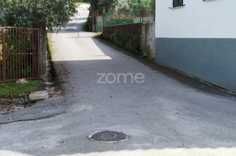 Moradia T3 para Venda em Vilar de Besteiros e Mosteiro de Fráguas Foto 23