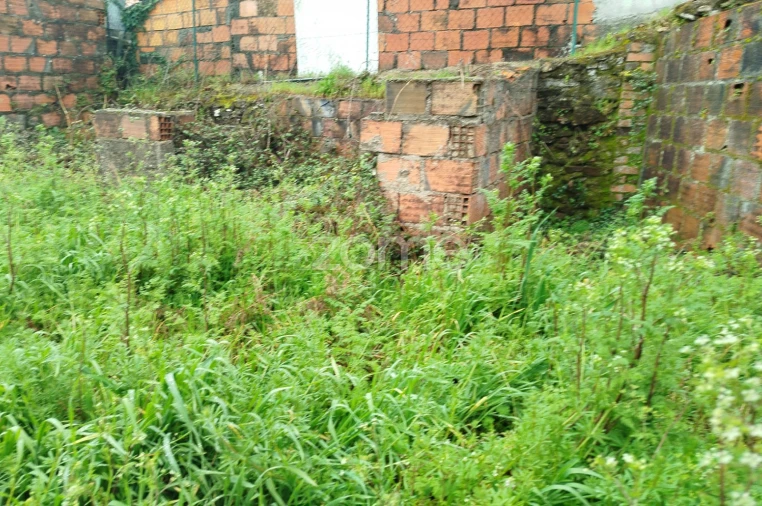 Moradia T3 para Venda em Castelões Foto 45