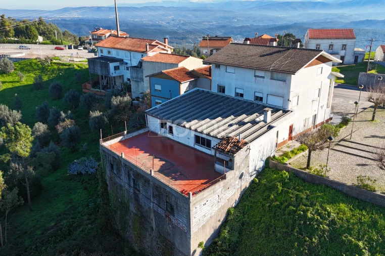 Moradia T7 para Venda em Semide e Rio Vide Foto 6