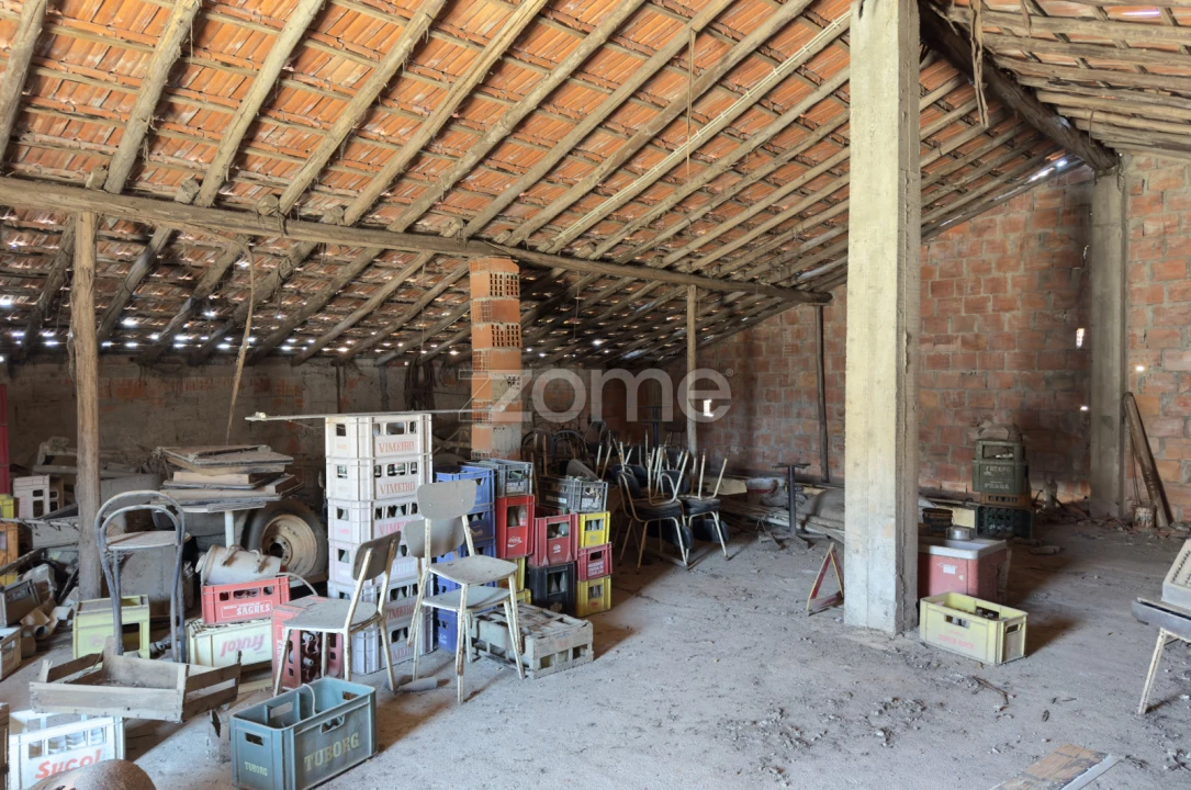 Moradia T4 para Venda em Miranda do Corvo Foto 10