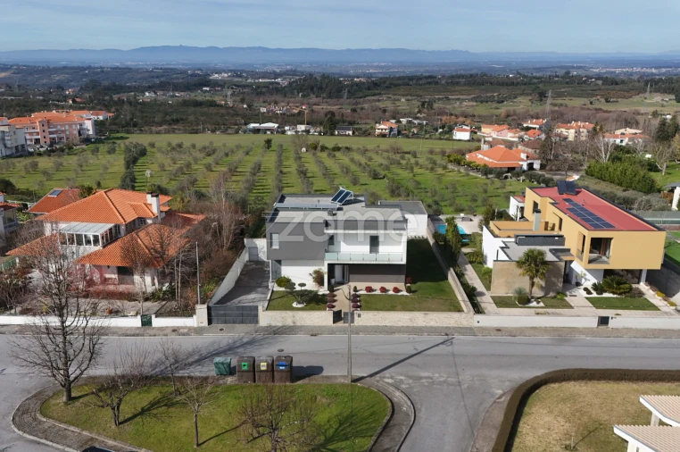 Moradia T5 para Venda em Oliveira do Hospital e São Paio de Gramaços Foto 74