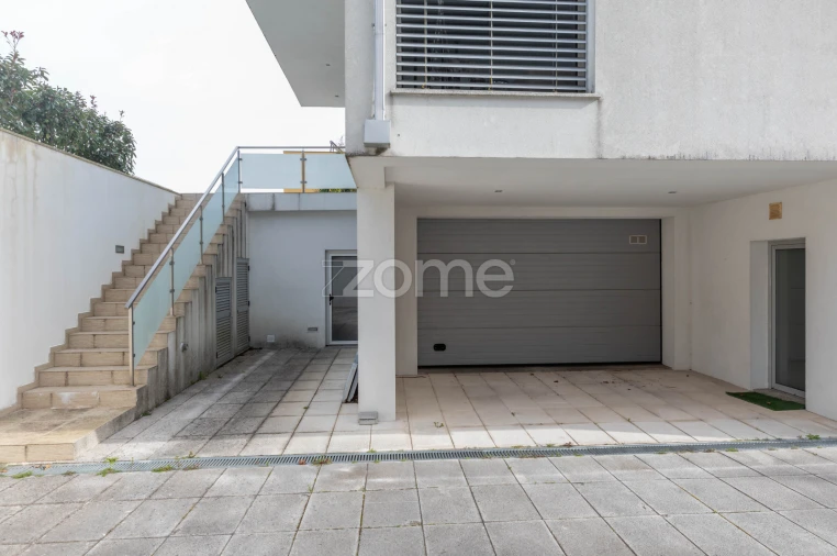 Moradia T5 para Venda em Oliveira do Hospital e São Paio de Gramaços Foto 11