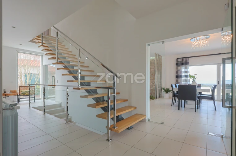 Moradia T5 para Venda em Oliveira do Hospital e São Paio de Gramaços Foto 21