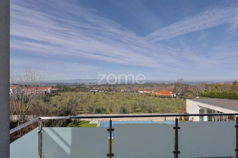 Moradia T5 para Venda em Oliveira do Hospital e São Paio de Gramaços Foto 68