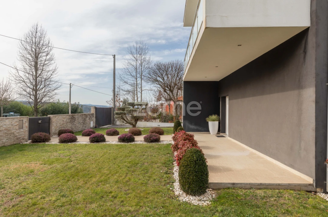 Moradia T5 para Venda em Oliveira do Hospital e São Paio de Gramaços Foto 8