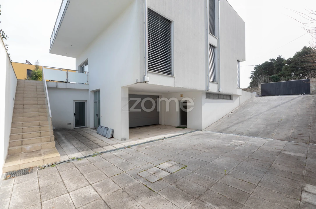 Moradia T5 para Venda em Oliveira do Hospital e São Paio de Gramaços Foto 13