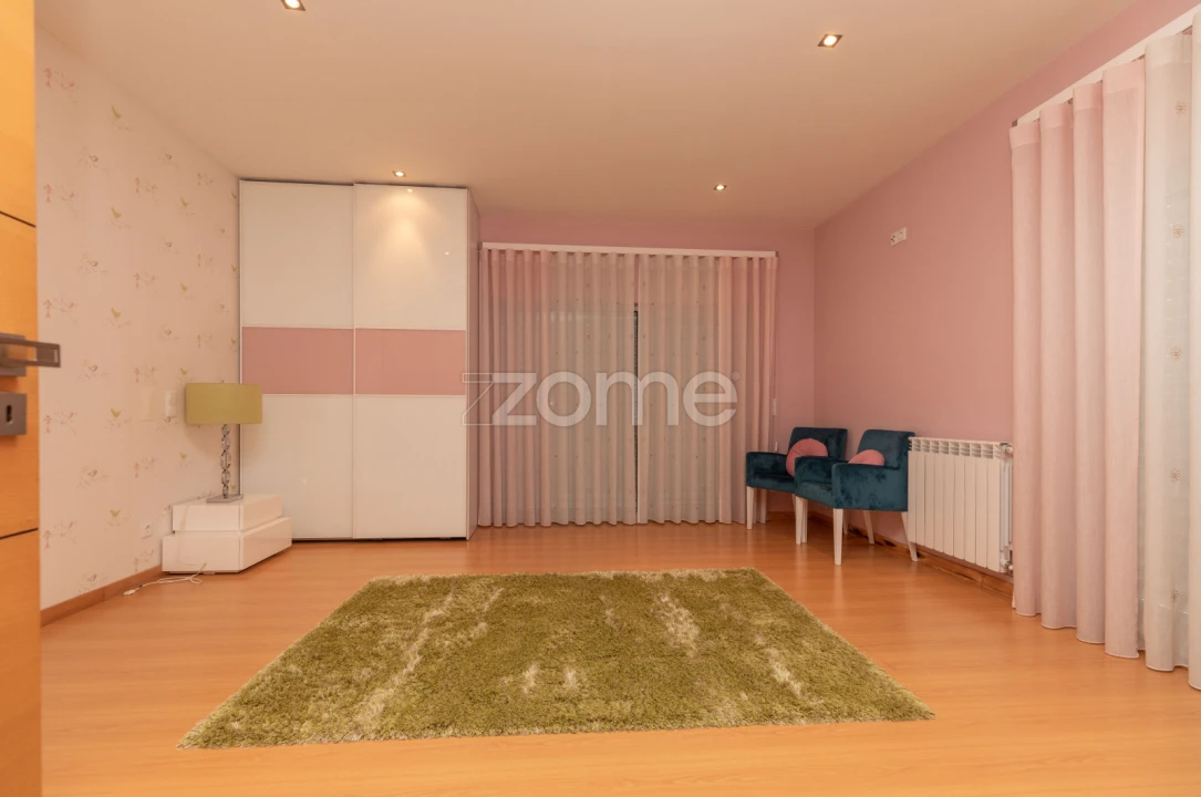 Moradia T5 para Venda em Oliveira do Hospital e São Paio de Gramaços Foto 46