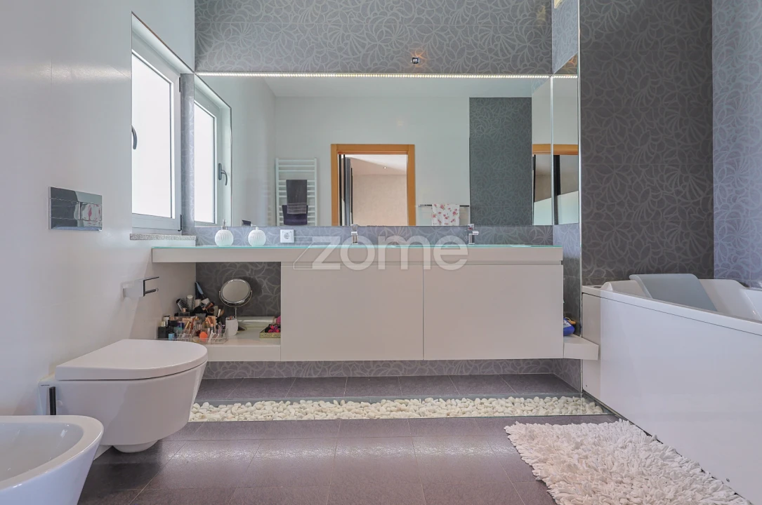 Moradia T5 para Venda em Oliveira do Hospital e São Paio de Gramaços Foto 52