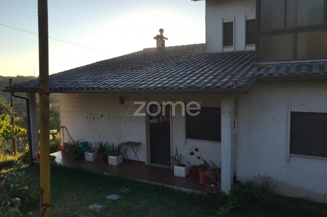 Moradia T4 para Venda em Almagreira Foto 20