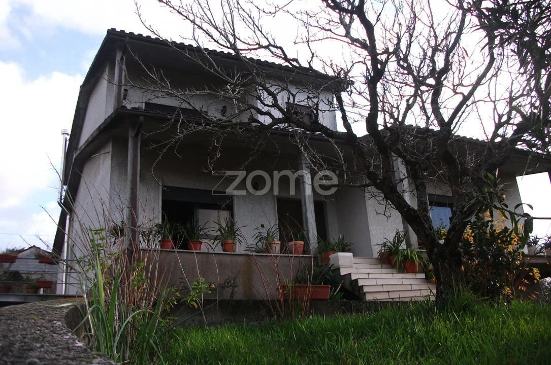 Moradia T4 para Venda em Almagreira Foto 19