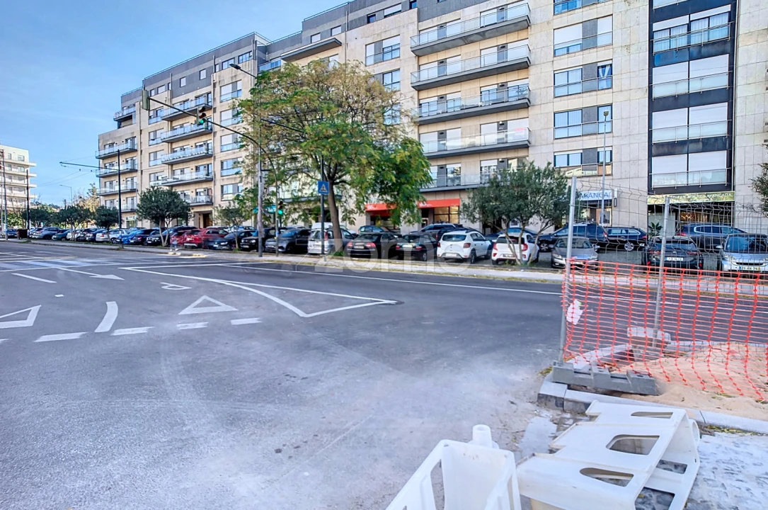 Negócio para Venda em Santo Antonio dos Olivais Foto 7