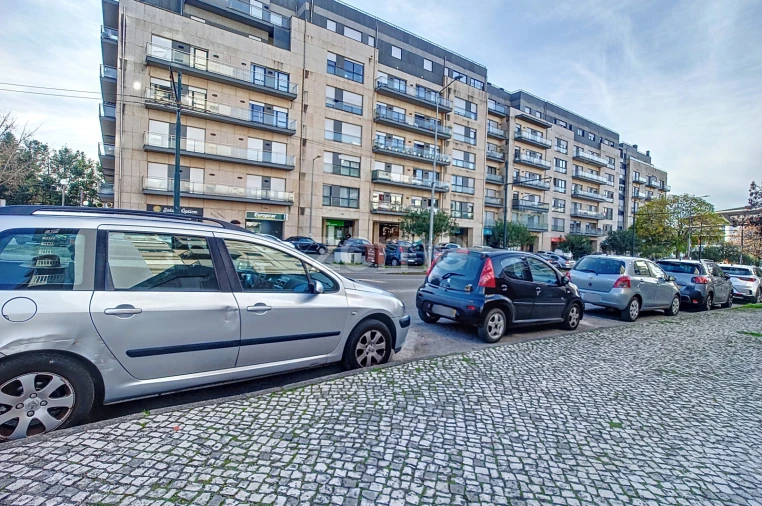 Negócio para Venda em Santo Antonio dos Olivais