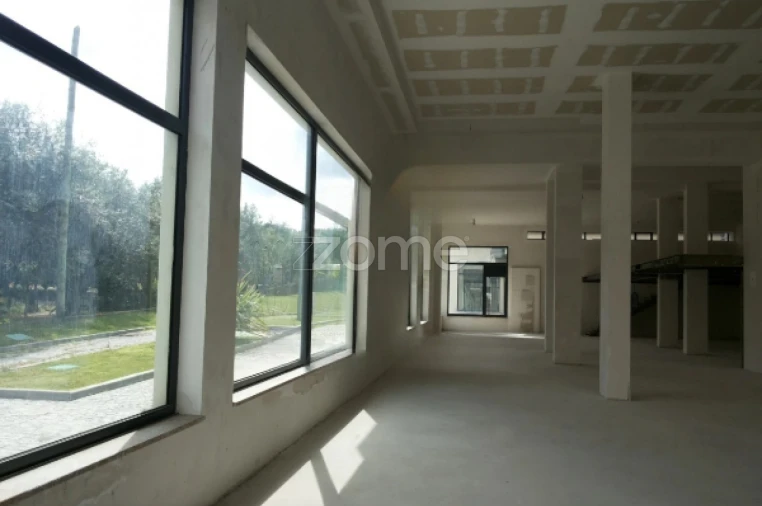 Negócio para Venda em Repeses e São Salvador Foto 6