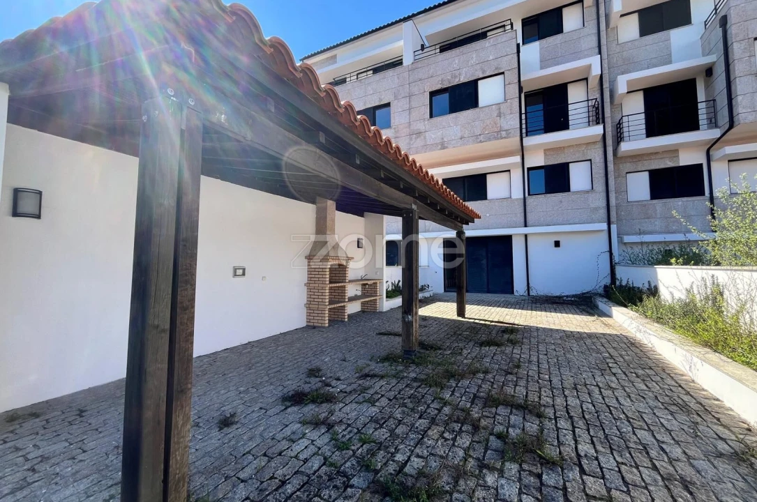 Moradia T5 para Venda em Repeses e São Salvador Foto 45
