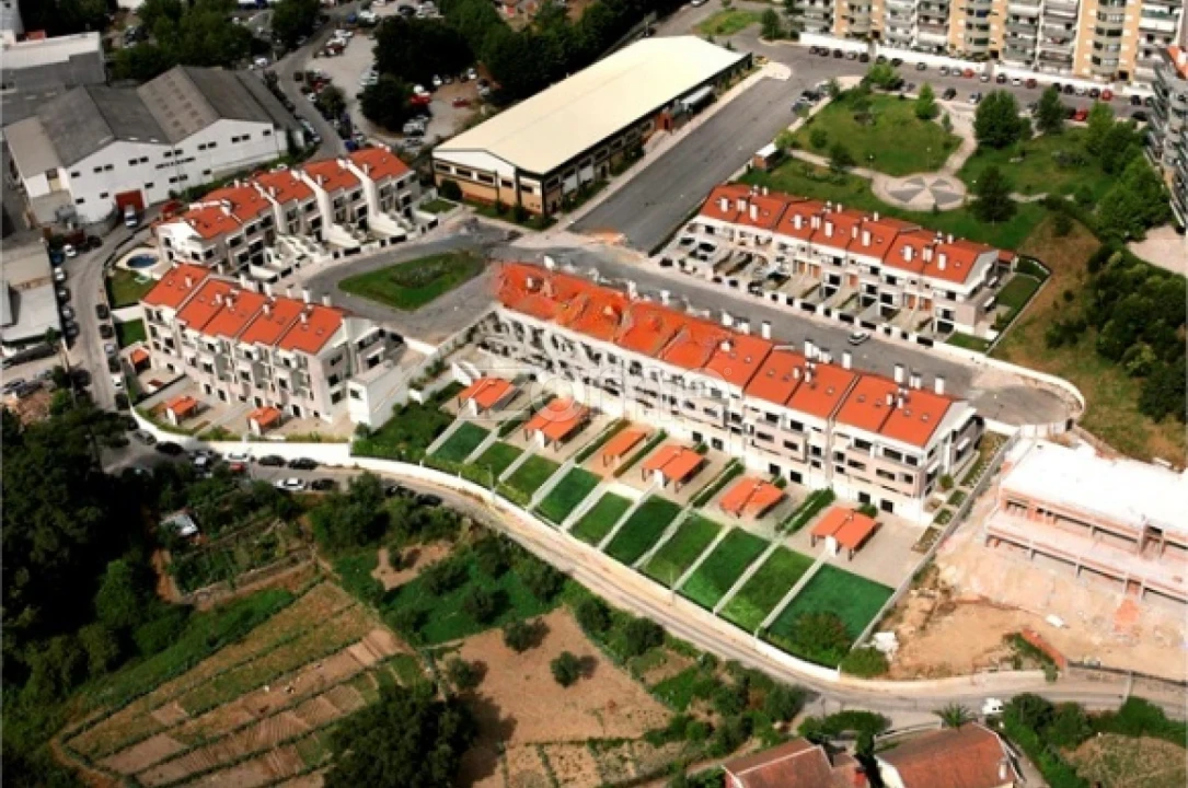 Moradia T5 para Venda em Repeses e São Salvador Foto 5