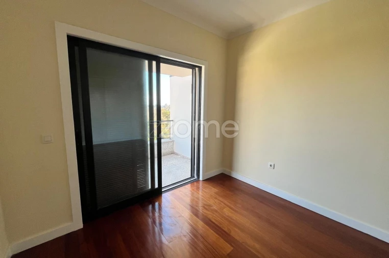 Moradia T5 para Venda em Repeses e São Salvador Foto 11