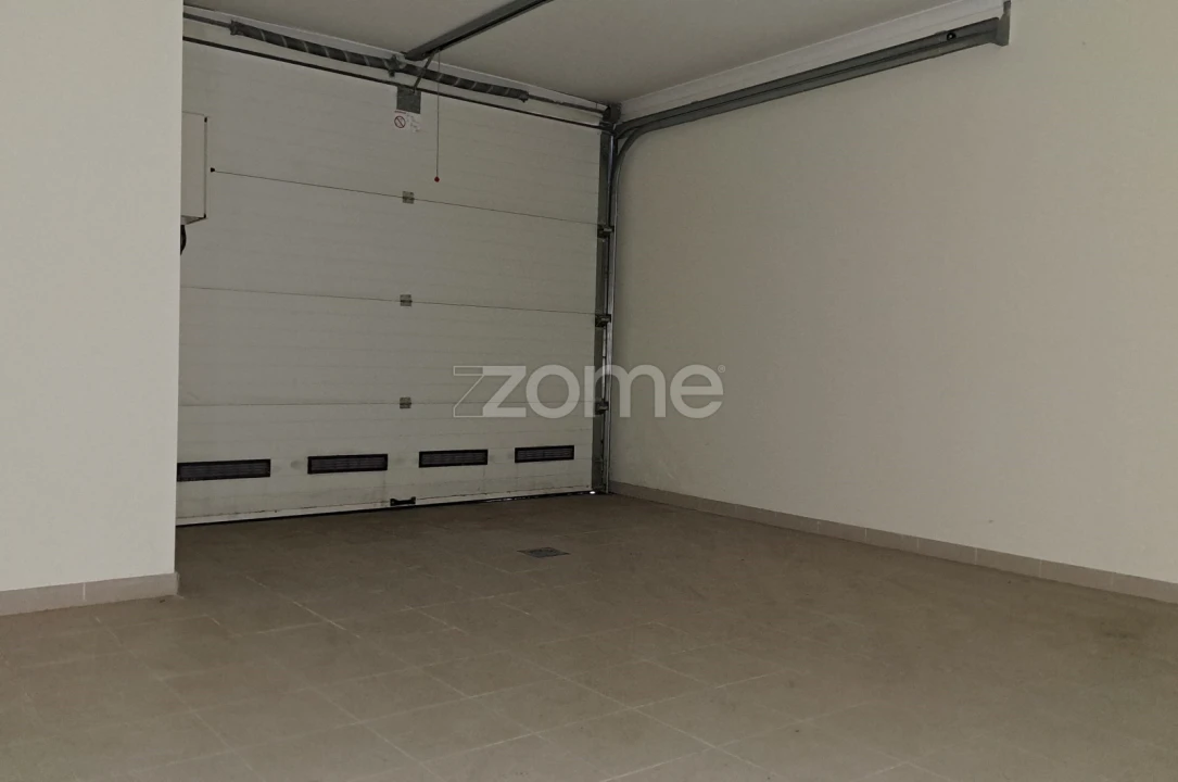 Moradia T5 para Venda em Repeses e São Salvador Foto 18