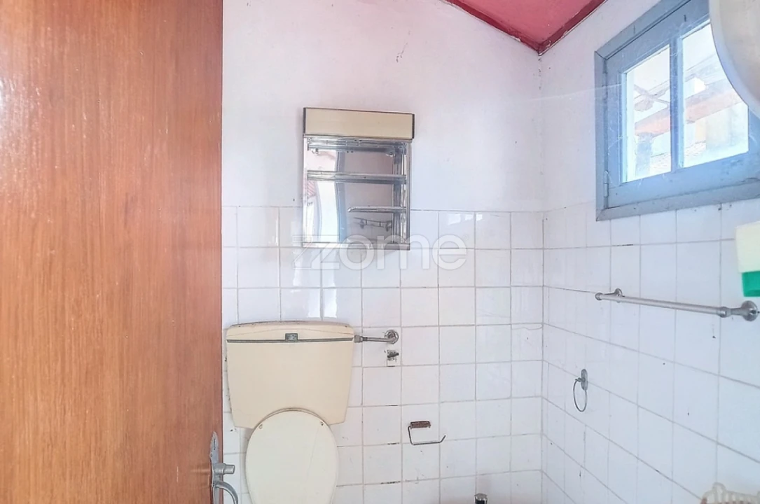 Moradia T4 para Venda em Semide e Rio Vide Foto 12