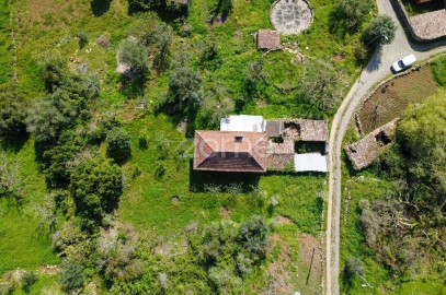 Moradia T4 para Venda em Vila Cã