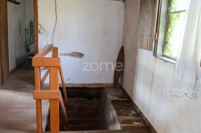 Moradia T4 para Venda em Vila Cã