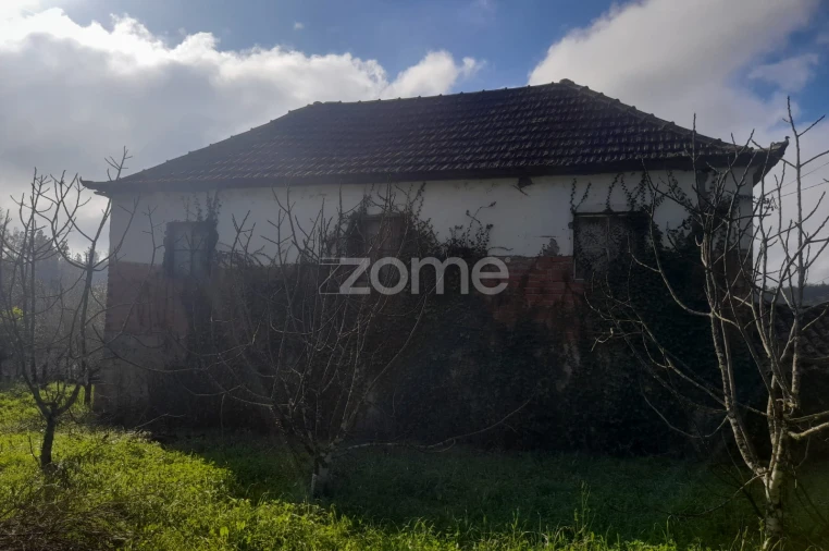 Moradia T4 para Venda em Vila Cã Foto 13